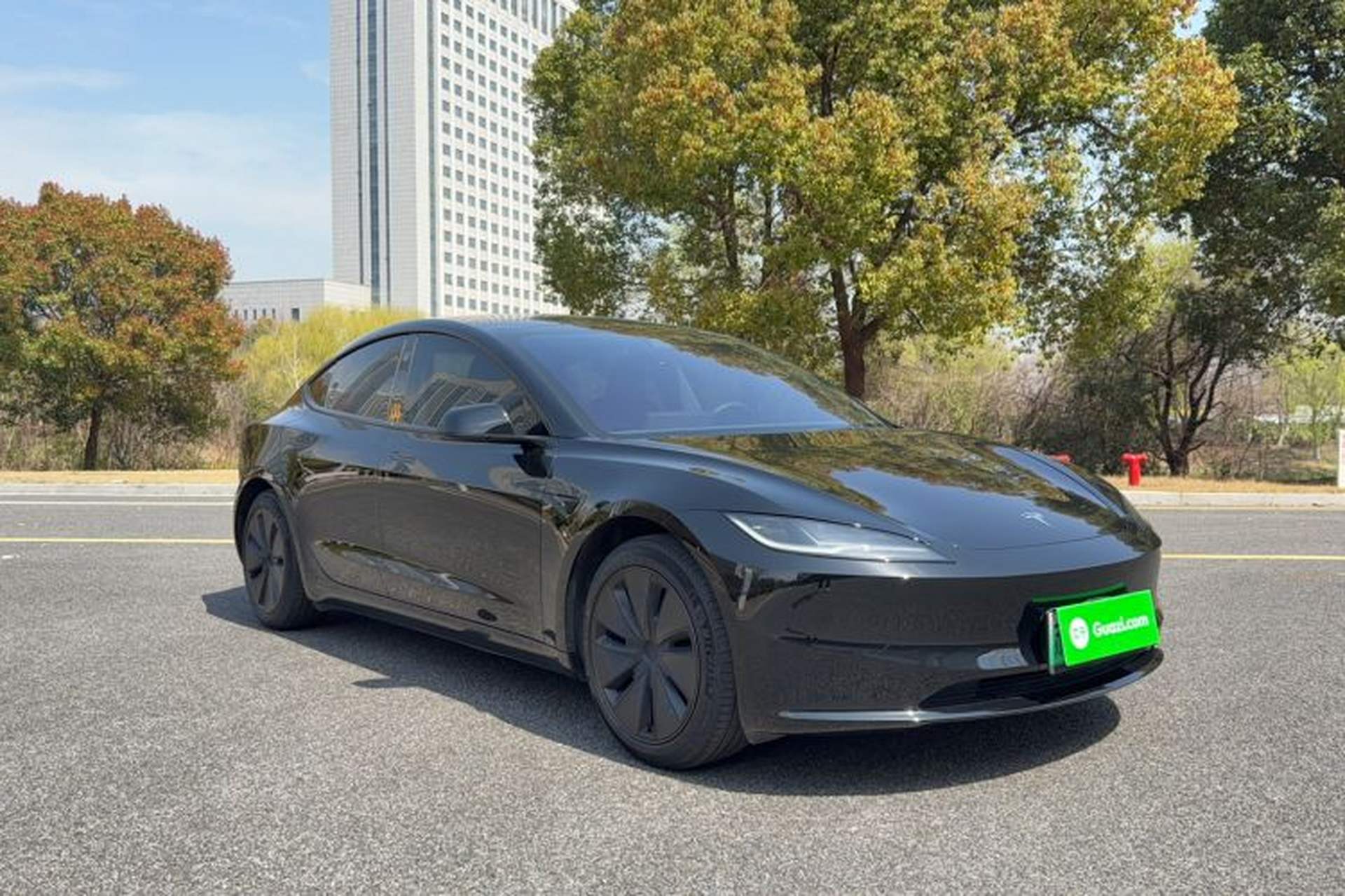 Used Tesla Model 3 2023 Rear-Wheel-Drive Version Exterior 1