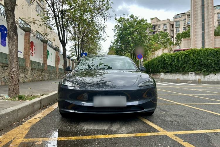 Used Tesla Model 3 2023 Long-Range All-Wheel-Drive Version Exterior 1