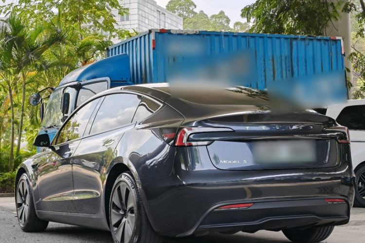 Used Tesla Model 3 2023 Rear-Wheel-Drive Version Exterior 1