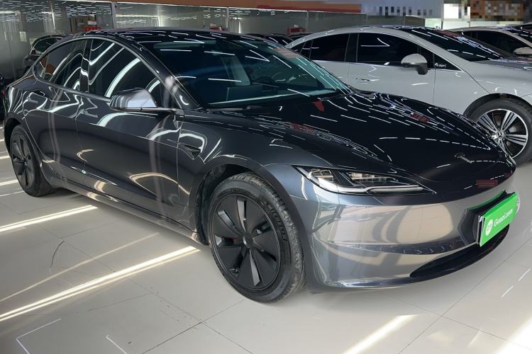 Used Tesla Model 3 2023 Rear-Wheel-Drive Version Exterior 2