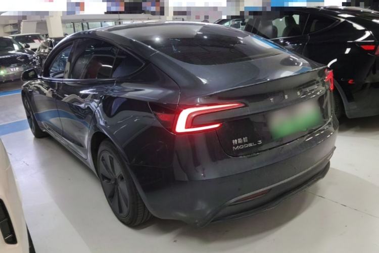 Used Tesla Model 3 2023 Rear-Wheel-Drive Version Exterior 2