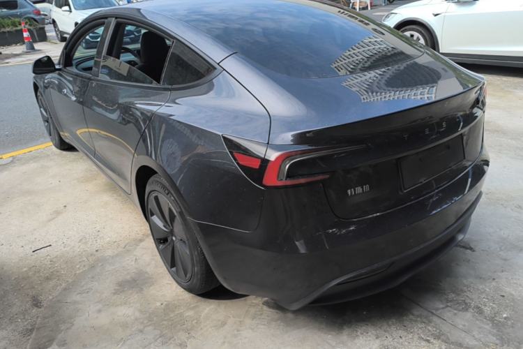 Used Tesla Model 3 2023 Rear-Wheel-Drive Version Exterior 2