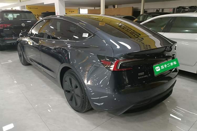 Used Tesla Model 3 2023 Rear-Wheel-Drive Version Exterior 2