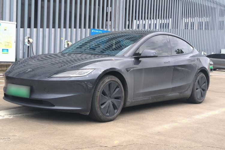 Used Tesla Model 3 2023 Rear-Wheel-Drive Version Exterior 2