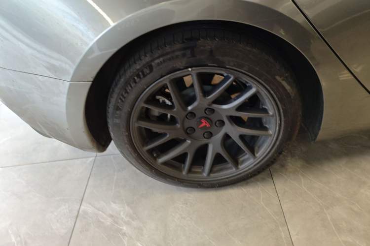 Used Tesla Model 3 2023 Long-Range All-Wheel-Drive Version Exterior 2