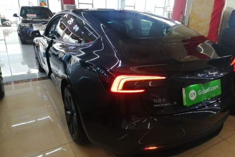 Used Tesla Model 3 2023 Rear-Wheel-Drive Version Exterior 2
