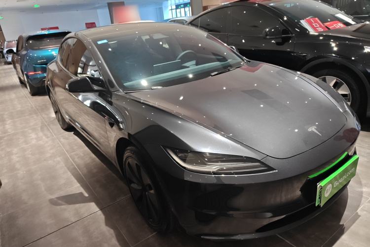 Used Tesla Model 3 2023 Rear-Wheel-Drive Version Exterior 2