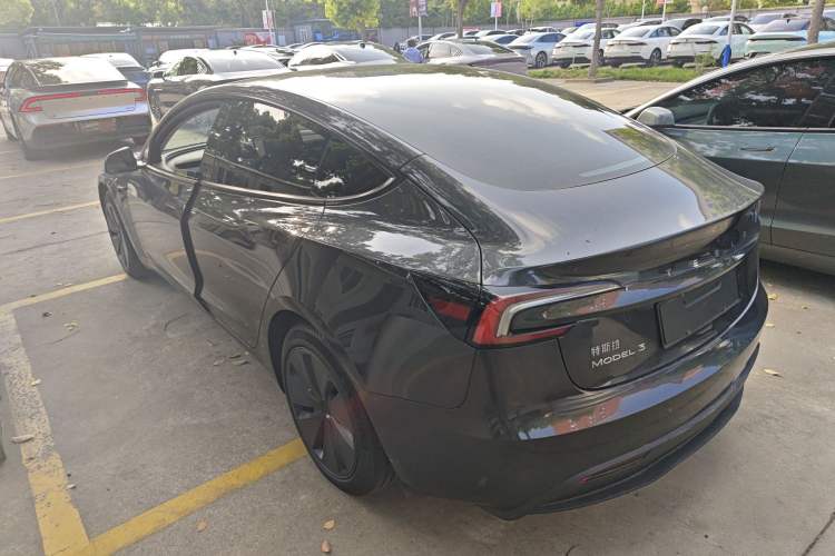 Used Tesla Model 3 2023 Rear-Wheel-Drive Version Exterior 2