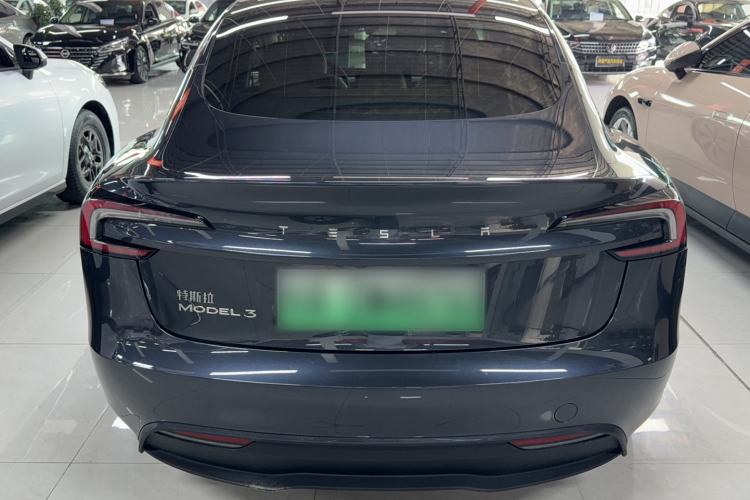 Used Tesla Model 3 2023 Rear-Wheel-Drive Version Exterior 2