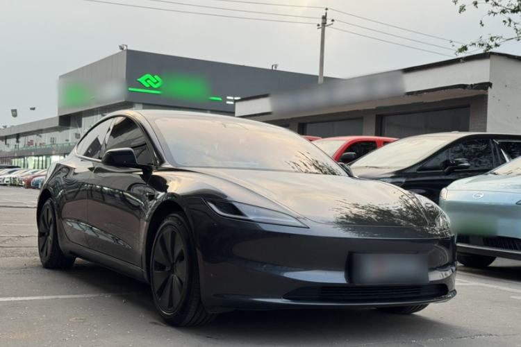 Used Tesla Model 3 2023 Rear-Wheel-Drive Version Exterior 2