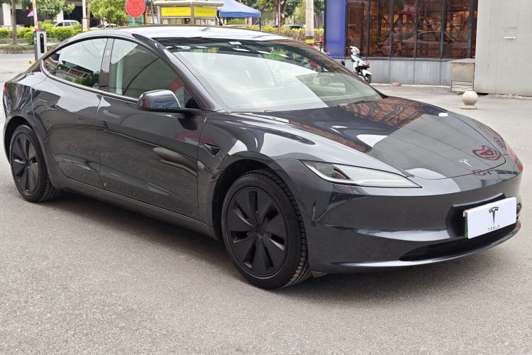 Used Tesla Model 3 2023 Rear-Wheel-Drive Version Exterior 2