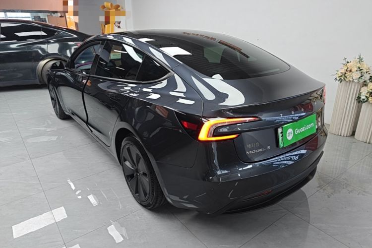 Used Tesla Model 3 2023 Rear-Wheel-Drive Version Exterior 2