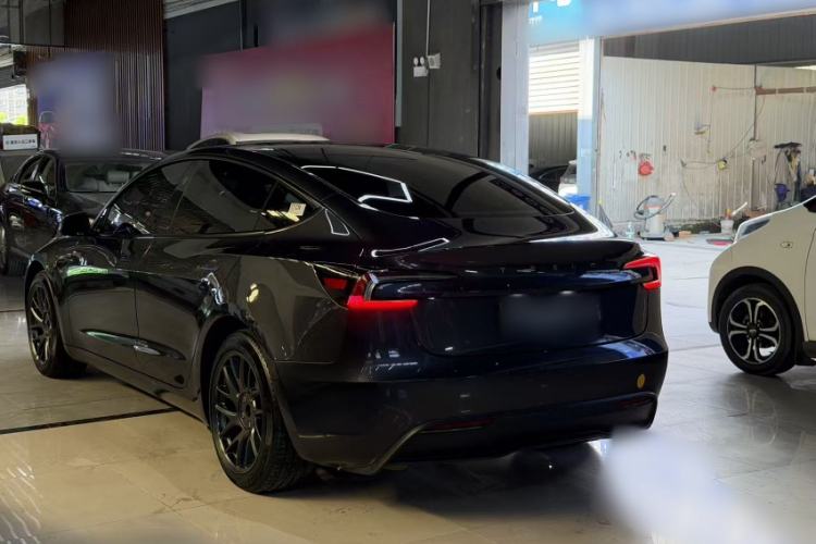 Used Tesla Model 3 2023 Rear-Wheel-Drive Version Exterior 2