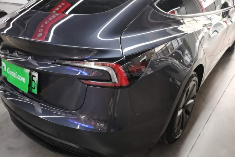 Used Tesla Model 3 2023 Rear-Wheel-Drive Version Exterior 3