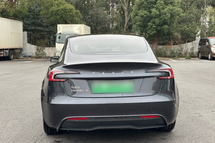 Used Tesla Model 3 2023 Rear-Wheel-Drive Version Exterior 3