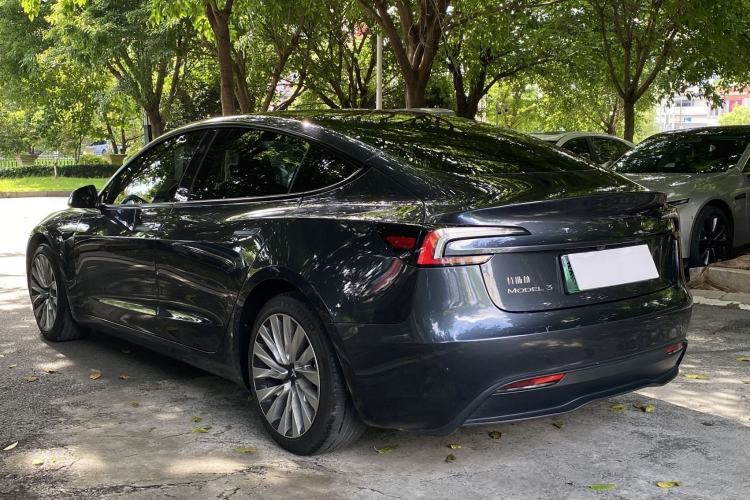 Used Tesla Model 3 2023 Rear-Wheel-Drive Version Exterior 3