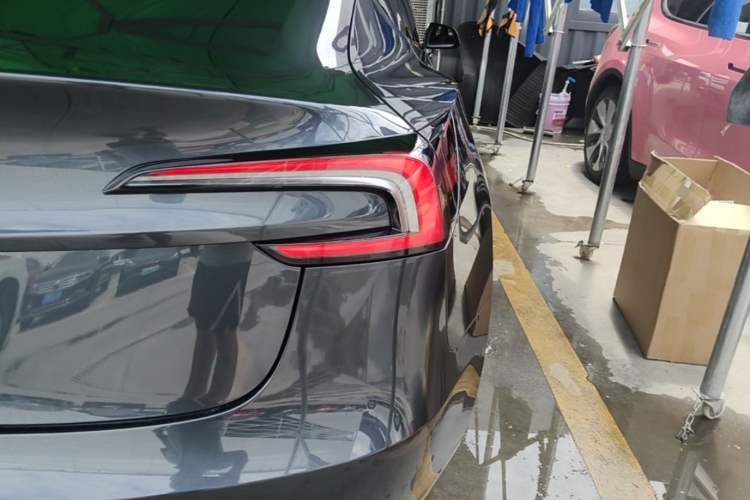 Used Tesla Model 3 2023 Rear-Wheel-Drive Version Exterior 3