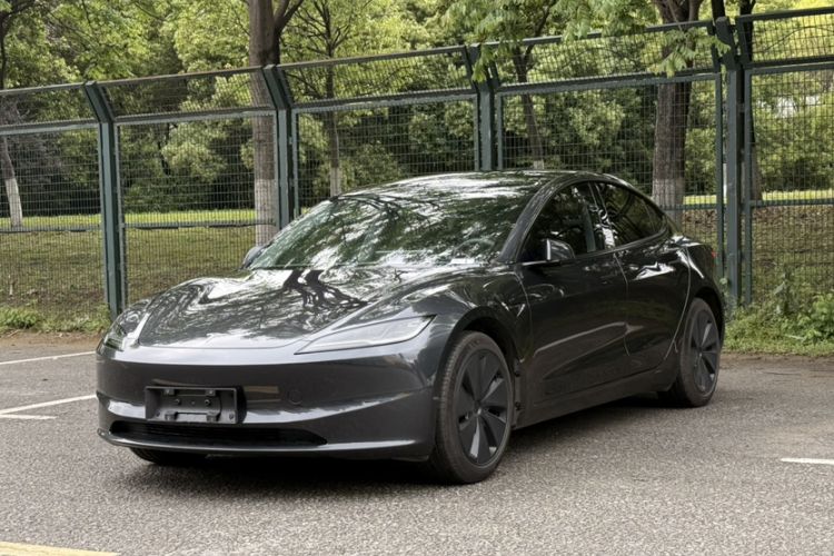 Used Tesla Model 3 2023 Rear-Wheel-Drive Version Exterior 3