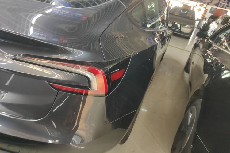 Used Tesla Model 3 2023 Rear-Wheel-Drive Version Exterior 3