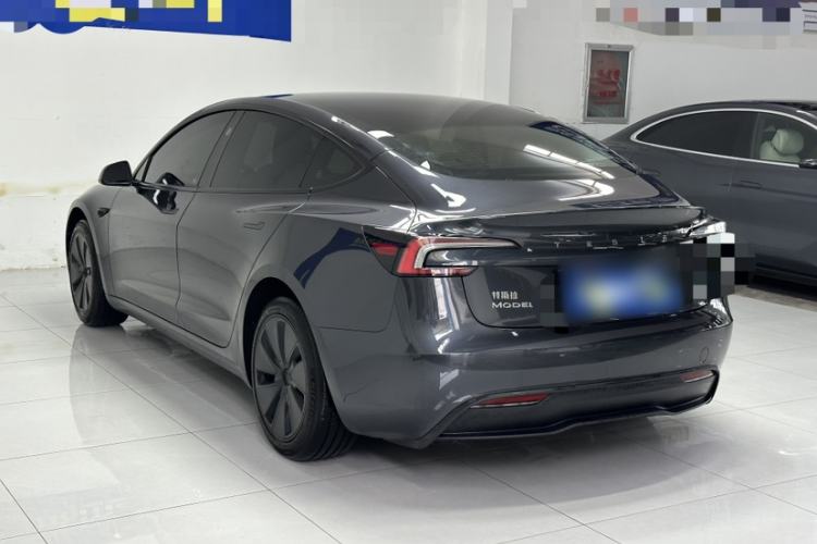 Used Tesla Model 3 2023 Rear-Wheel-Drive Version Exterior 3