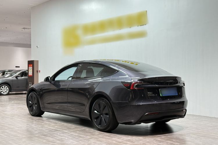 Used Tesla Model 3 2023 Rear-Wheel-Drive Version Exterior 3