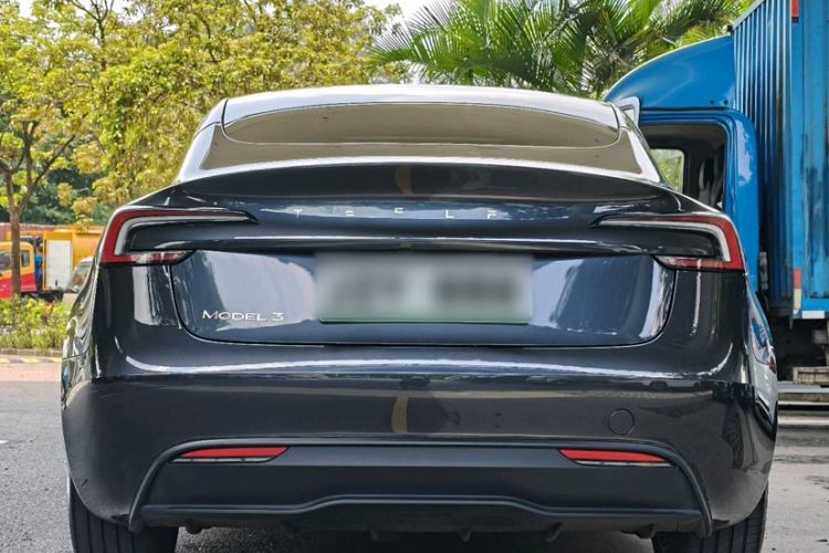 Used Tesla Model 3 2023 Rear-Wheel-Drive Version Exterior 3