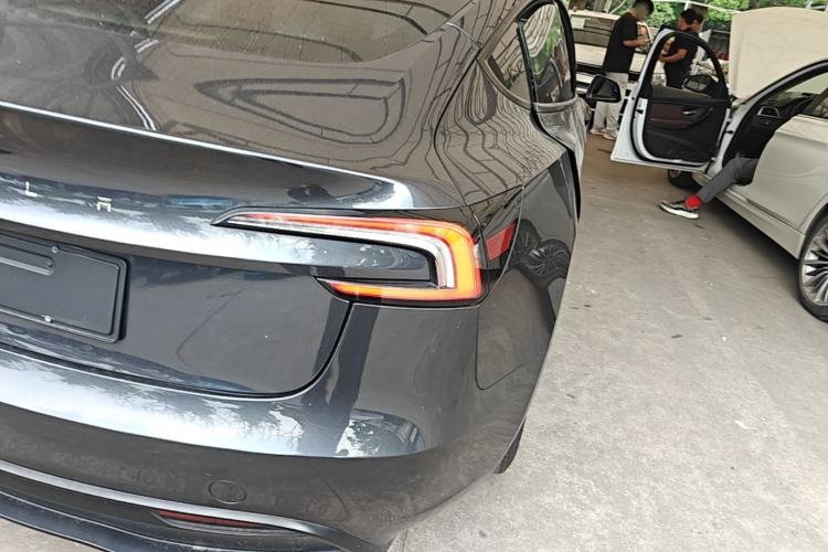 Used Tesla Model 3 2023 Rear-Wheel-Drive Version Exterior 3