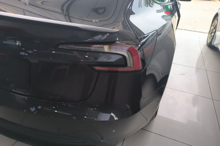 Used Tesla Model 3 2023 Rear-Wheel-Drive Version Exterior 3