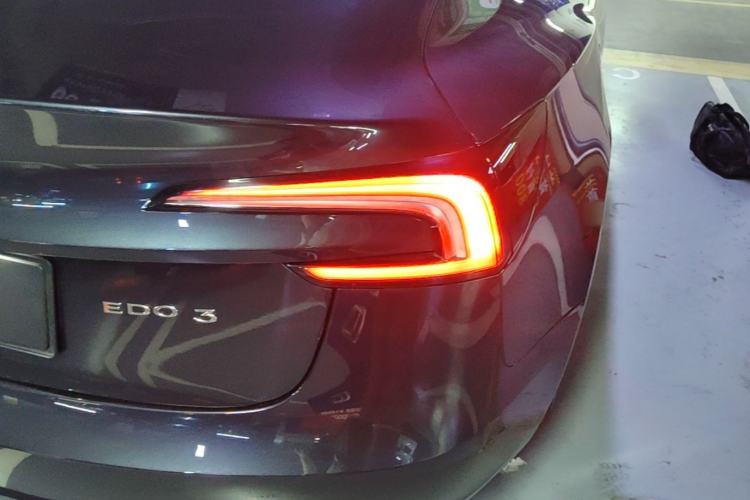 Used Tesla Model 3 2023 Long-Range All-Wheel-Drive Version Exterior 3