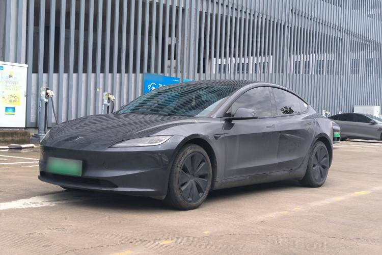 Used Tesla Model 3 2023 Rear-Wheel-Drive Version Exterior 4