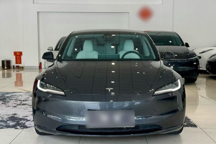 Used Tesla Model 3 2023 Rear-Wheel-Drive Version Exterior 4