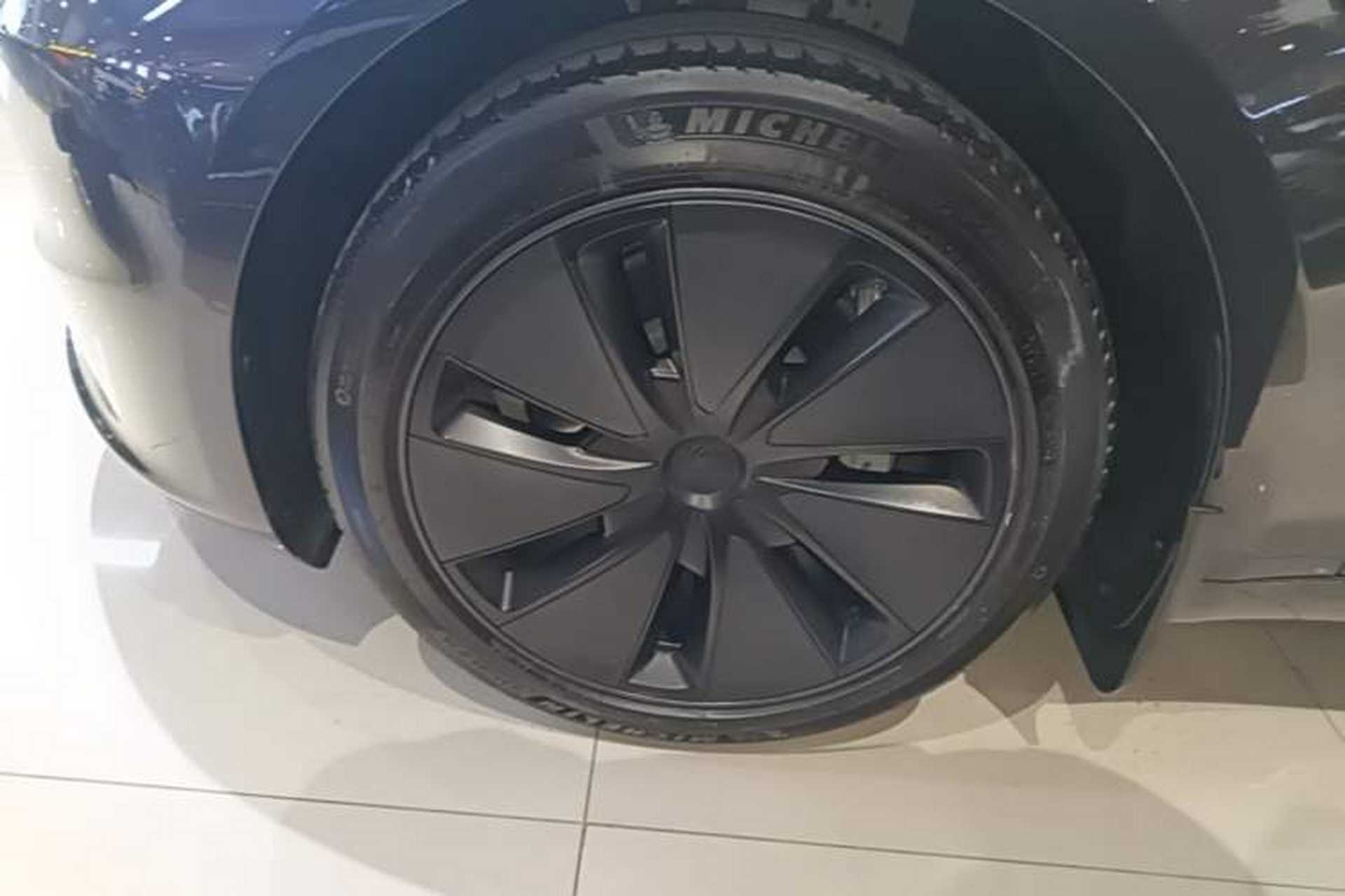 Used Tesla Model 3 2023 Rear-Wheel-Drive Version Exterior 4