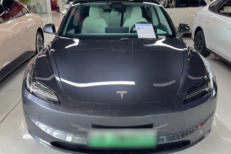 Used Tesla Model 3 2023 Rear-Wheel-Drive Version Exterior 4