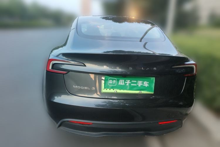 Used Tesla Model 3 2023 Rear-Wheel-Drive Version Exterior 4
