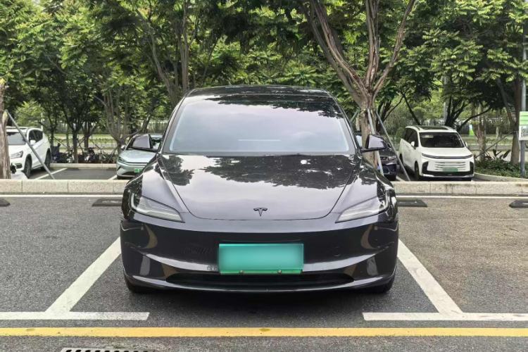Used Tesla Model 3 2023 Rear-Wheel-Drive Version Exterior 4