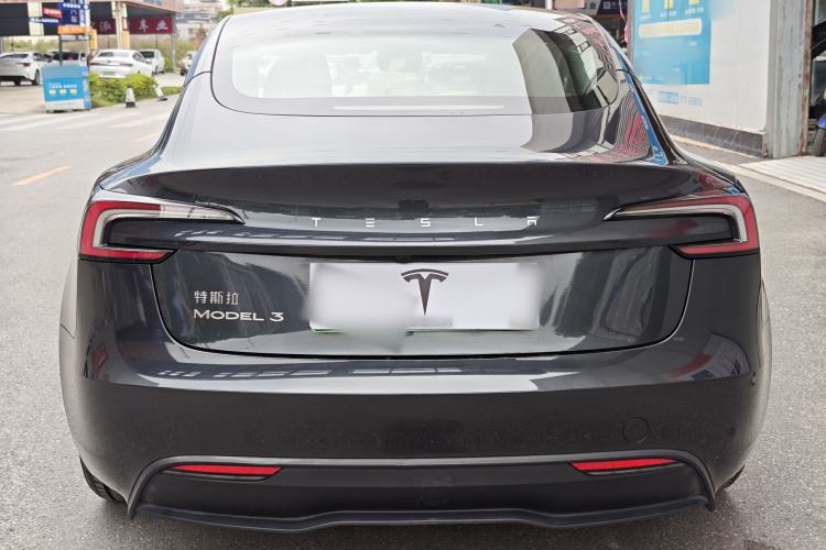 Used Tesla Model 3 2023 Rear-Wheel-Drive Version Exterior 4
