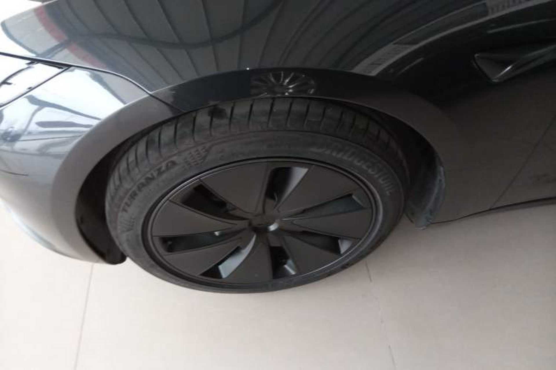 Used Tesla Model 3 2023 Long-Range All-Wheel-Drive Version Exterior 4