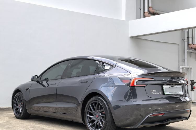 Used Tesla Model 3 2023 Rear-Wheel-Drive Version Exterior 4