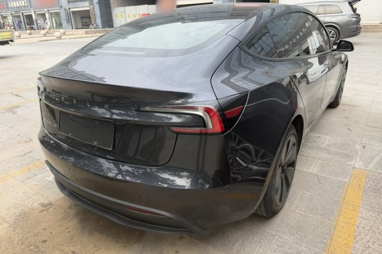 Used Tesla Model 3 2023 Long-Range All-Wheel-Drive Version Exterior 4