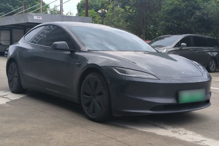 Used Tesla Model 3 2023 Rear-Wheel-Drive Version Exterior 5