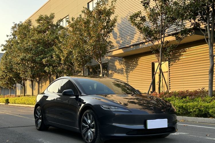 Used Tesla Model 3 2023 Rear-Wheel-Drive Version Exterior 5