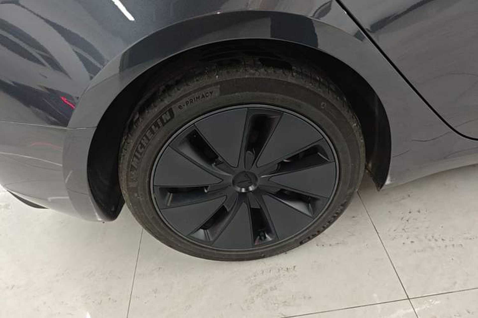 Used Tesla Model 3 2023 Long-Range All-Wheel-Drive Version Exterior 5