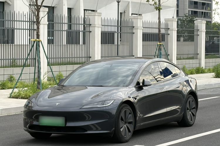 Used Tesla Model 3 2023 Rear-Wheel-Drive Version Exterior 5