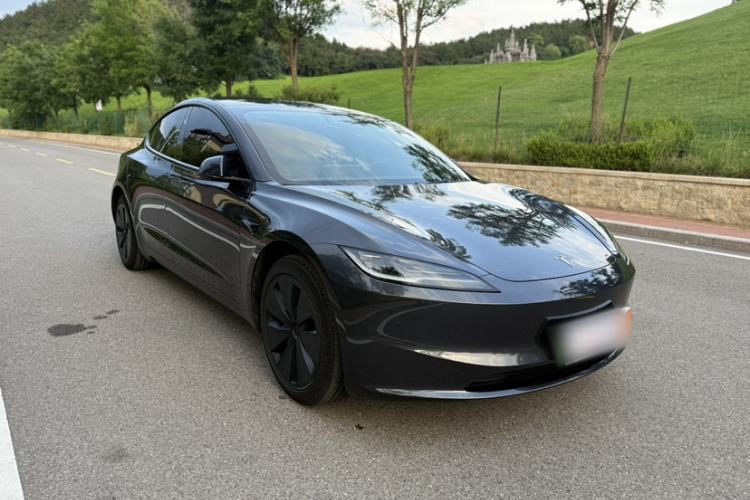 Used Tesla Model 3 2023 Rear-Wheel-Drive Version Exterior 5