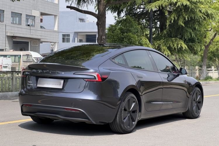 Used Tesla Model 3 2023 Rear-Wheel-Drive Version Exterior 5