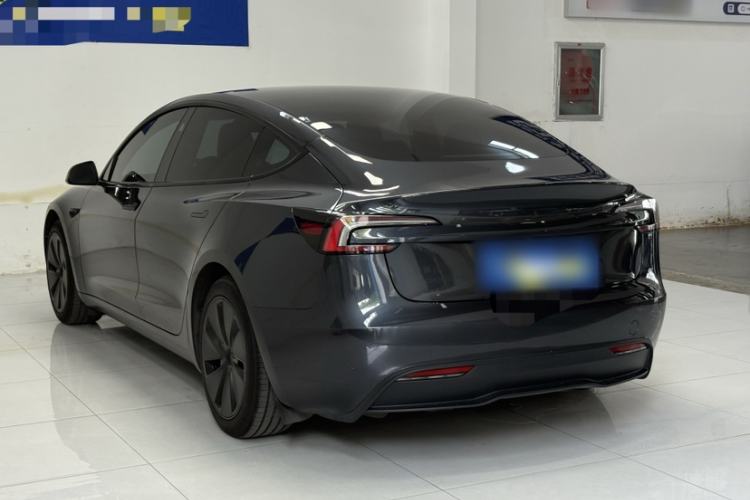 Used Tesla Model 3 2023 Rear-Wheel-Drive Version Exterior 5