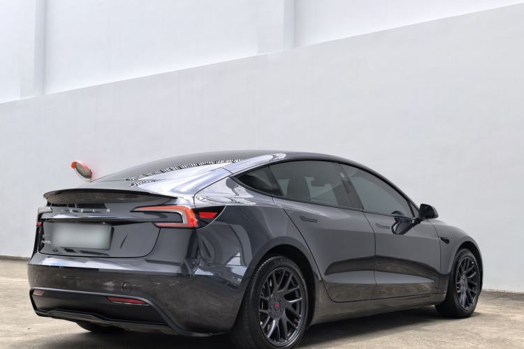 Used Tesla Model 3 2023 Rear-Wheel-Drive Version Exterior 5