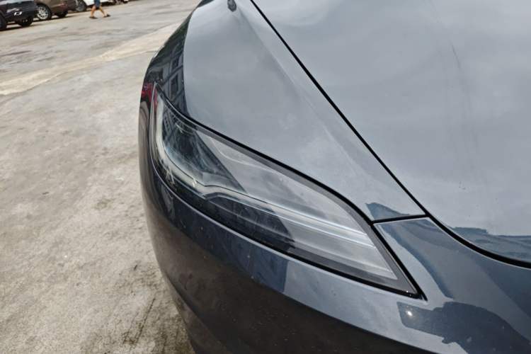 Used Tesla Model 3 2023 Rear-Wheel-Drive Version Exterior 6