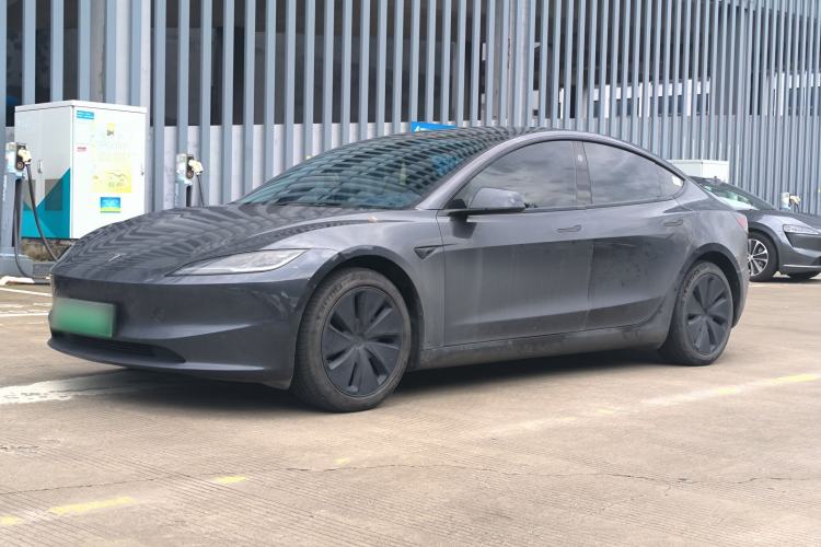 Used Tesla Model 3 2023 Rear-Wheel-Drive Version Exterior 6