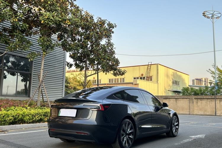 Used Tesla Model 3 2023 Rear-Wheel-Drive Version Exterior 6